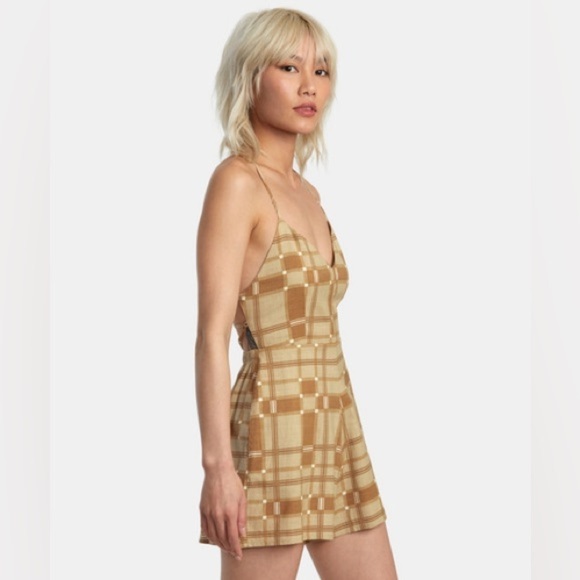 🔆RVCA🔆 SATURDAY ROMPER cute adjustable, comfortable shorts retro - Picture 10 of 14